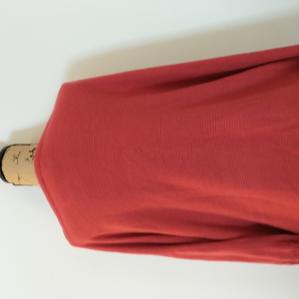 Poncho - Picture 3 of 7